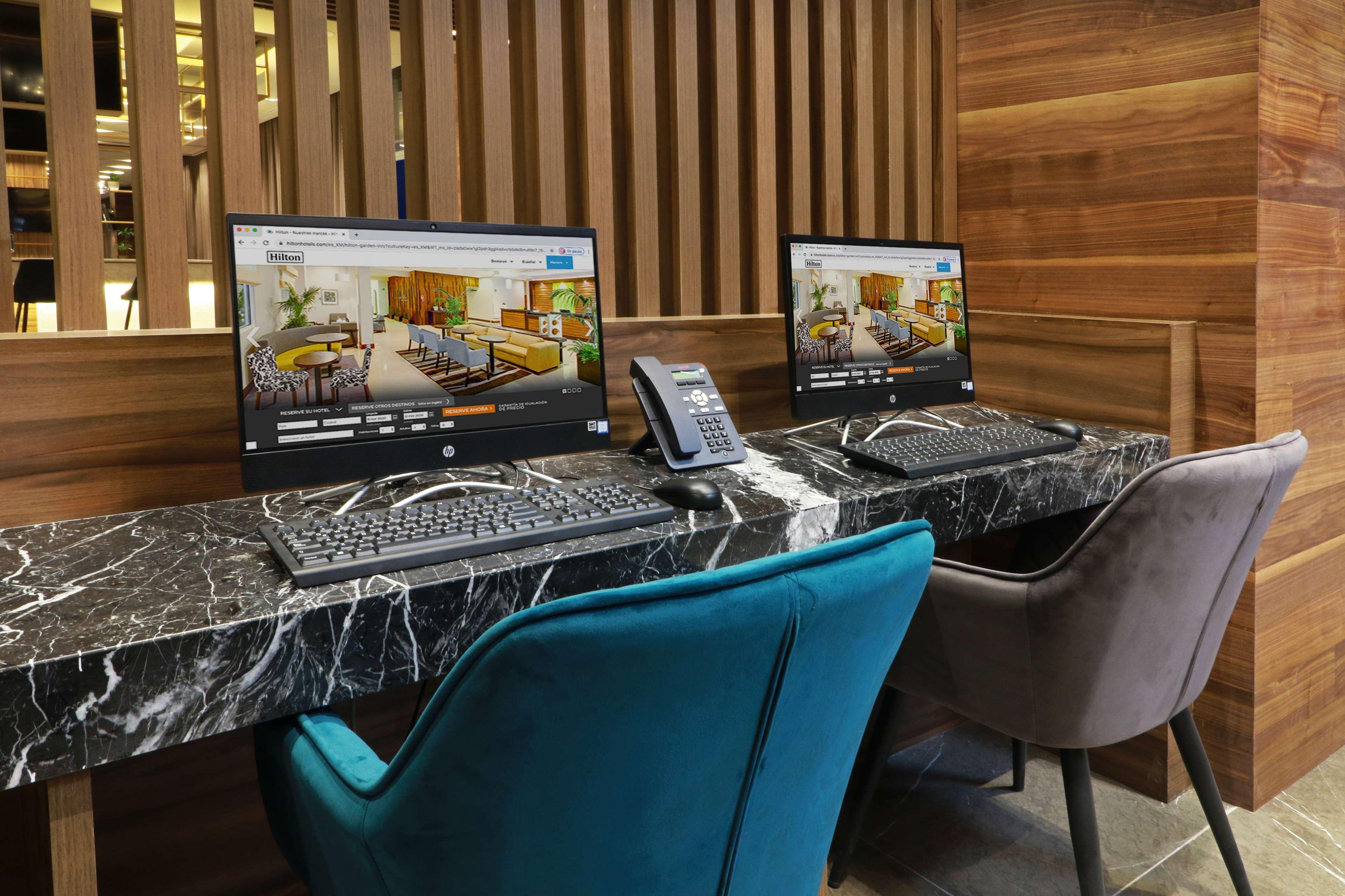 Hilton Garden Inn Monterrey Obispado Экстерьер фото