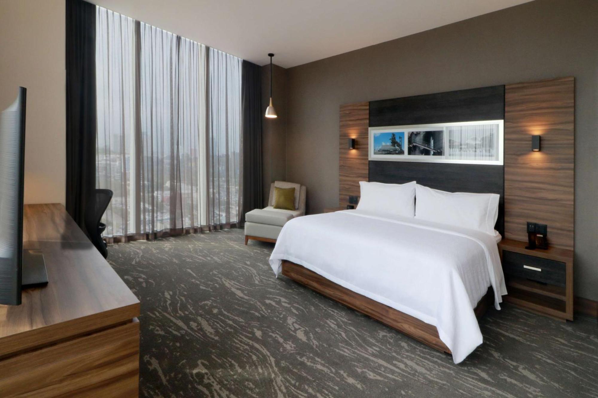 Hilton Garden Inn Monterrey Obispado Экстерьер фото
