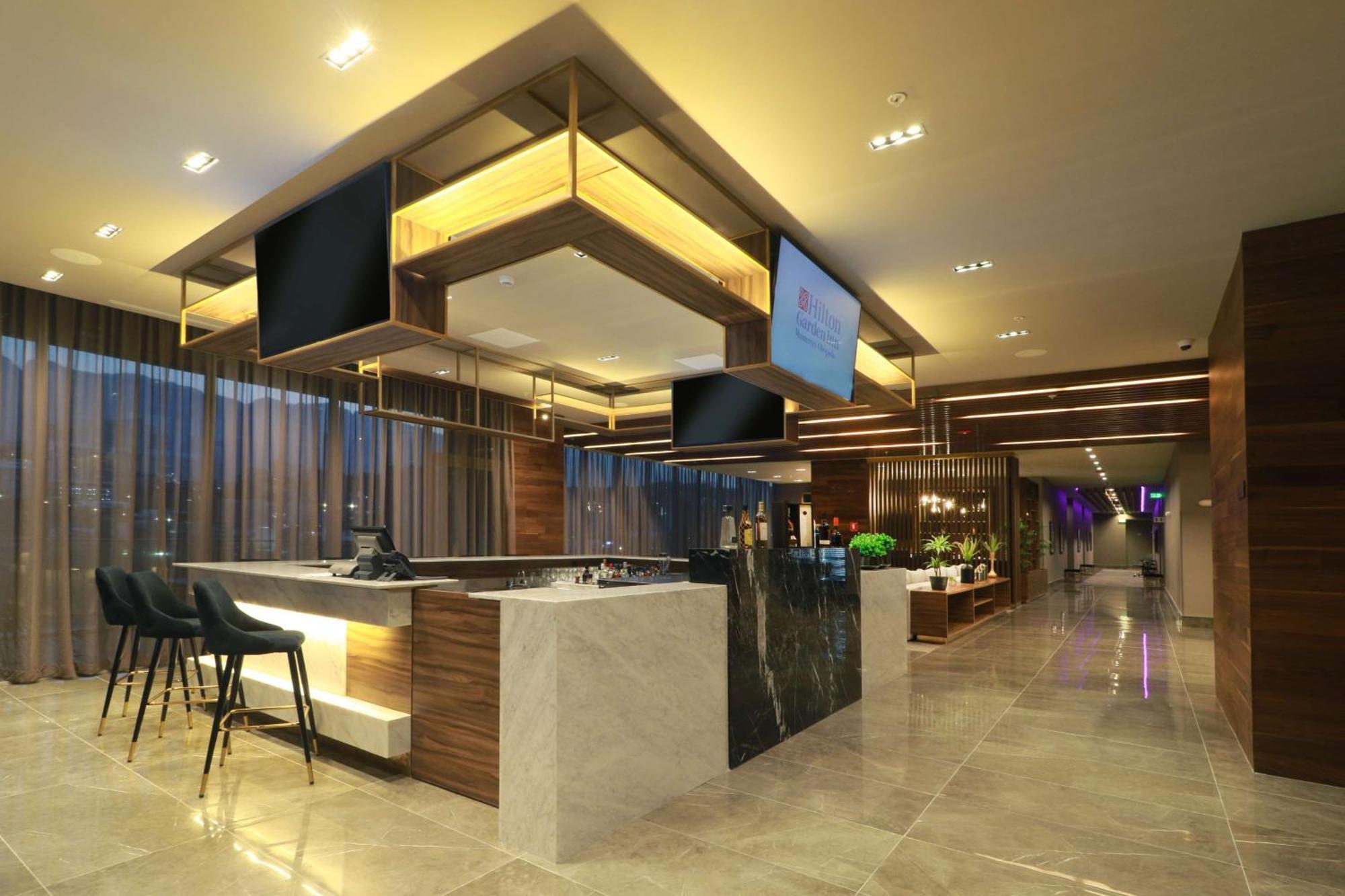 Hilton Garden Inn Monterrey Obispado Экстерьер фото